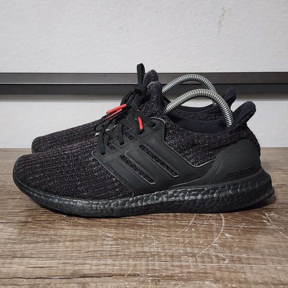 Adidas Ultraboost 4.0 Men’s Athletic Running Shoes Sneakers Size 8 Triple Black